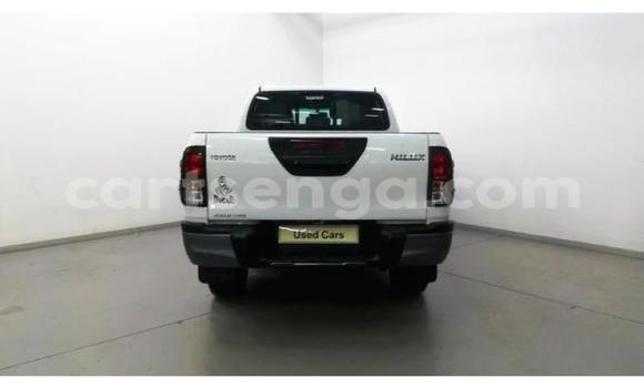 Acheter Occasion Voiture Toyota Hilux Blanc à Bhunya, Manzini Acheter Occasion Voiture Toyota Hilux Blanc à Bhunya, Manzini