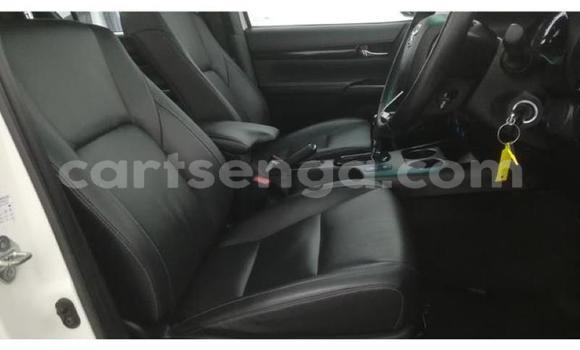 Acheter Occasion Voiture Toyota Hilux Blanc à Bhunya, Manzini Acheter Occasion Voiture Toyota Hilux Blanc à Bhunya, Manzini