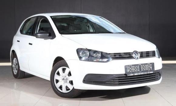 Acheter Occasion Voiture Volkswagen Polo Blanc à Bhunya, Manzini Acheter Occasion Voiture Volkswagen Polo Blanc à Bhunya, Manzini