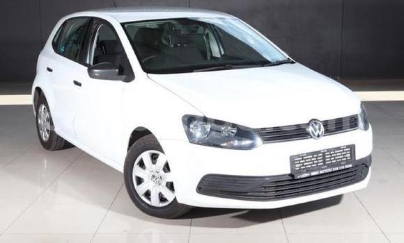 Acheter Occasion Voiture Volkswagen Polo Blanc à Bhunya, Manzini Acheter Occasion Voiture Volkswagen Polo Blanc à Bhunya, Manzini