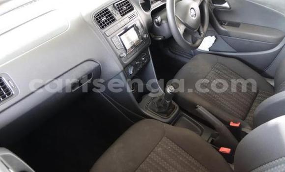 Acheter Occasion Voiture Volkswagen Polo Blanc à Bhunya, Manzini Acheter Occasion Voiture Volkswagen Polo Blanc à Bhunya, Manzini
