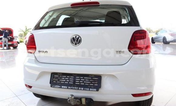 Acheter Occasion Voiture Volkswagen Polo Blanc à Bhunya, Manzini Acheter Occasion Voiture Volkswagen Polo Blanc à Bhunya, Manzini