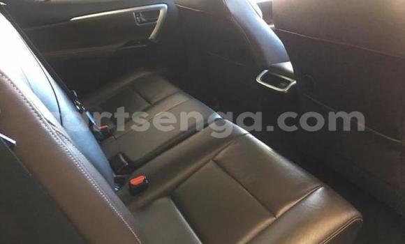 Acheter Occasion Voiture Toyota Fortuner Gris à Bhunya, Manzini Acheter Occasion Voiture Toyota Fortuner Gris à Bhunya, Manzini