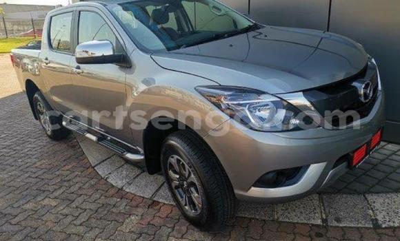 Acheter Occasion Voiture Mazda BT-50 Gris à Bhunya, Manzini Acheter Occasion Voiture Mazda BT-50 Gris à Bhunya, Manzini