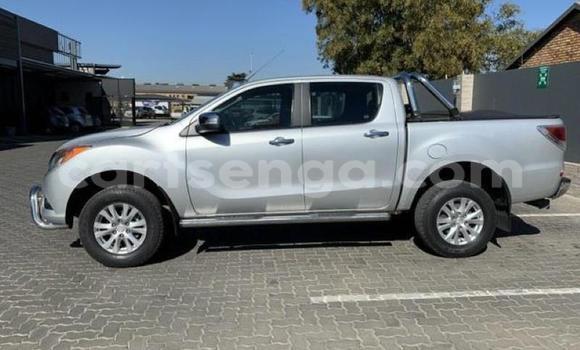 Acheter Occasion Voiture Mazda BT-50 Gris à Bhunya, Manzini Acheter Occasion Voiture Mazda BT-50 Gris à Bhunya, Manzini