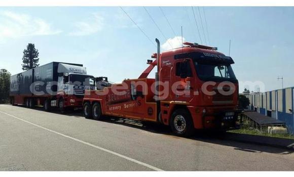 Nunua Ilio tumika Iveco Cargo Red Lori ndani ya Mbabane nchini Manzini Nunua Ilio tumika Iveco Cargo Red Lori ndani ya Mbabane nchini Manzini
