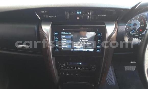 Buy Used Toyota Fortuner White Car in Mbabane in Manzini Buy Used Toyota Fortuner White Car in Mbabane in Manzini