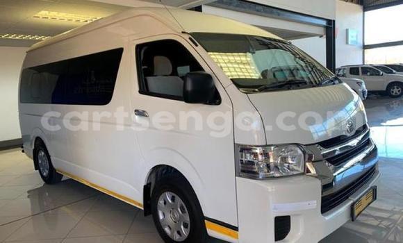 Buy Used Toyota 2000GT White Car in Ezulwini in Hhohho Buy Used Toyota 2000GT White Car in Ezulwini in Hhohho