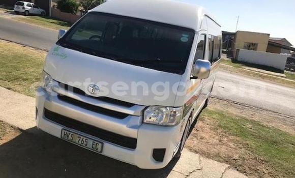 Buy Used Toyota 2000GT White Car in Ezulwini in Hhohho Buy Used Toyota 2000GT White Car in Ezulwini in Hhohho