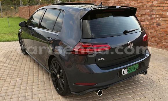 Nunua Ilio tumika Volkswagen Golf Black Gari ndani ya Bulembu nchini Hhohho Nunua Ilio tumika Volkswagen Golf Black Gari ndani ya Bulembu nchini Hhohho