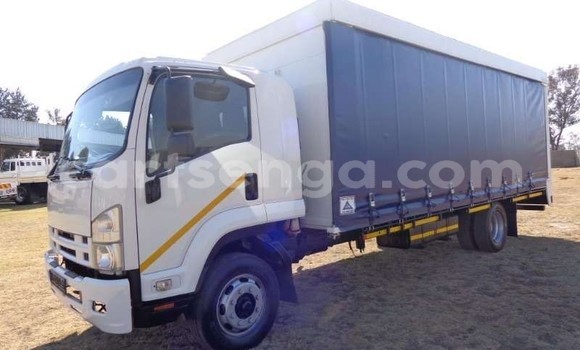 Buy Used Isuzu FTR 850 White Truck in Ezulwini in Hhohho Buy Used Isuzu FTR 850 White Truck in Ezulwini in Hhohho