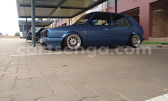 Nunua Ilio tumika Volkswagen Golf Blue Gari ndani ya Bulembu nchini Hhohho Nunua Ilio tumika Volkswagen Golf Blue Gari ndani ya Bulembu nchini Hhohho