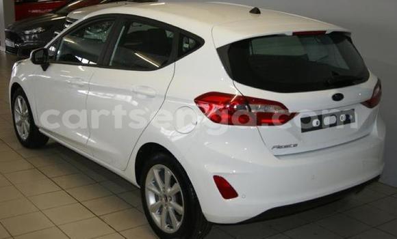 Buy Used Ford Fiesta White Car in Hlatikulu in Shiselweni District Buy Used Ford Fiesta White Car in Hlatikulu in Shiselweni District