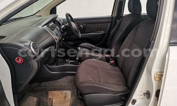 Buy Used Nissan Livina White Car in Ezulwini in Hhohho Buy Used Nissan Livina White Car in Ezulwini in Hhohho