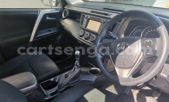 Acheter Occasion Voiture Toyota RAV4 Blanc à Bhunya, Manzini Acheter Occasion Voiture Toyota RAV4 Blanc à Bhunya, Manzini