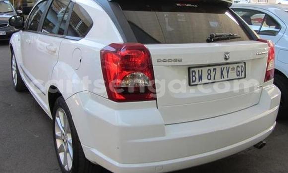 Nunua Ilio tumika Dodge Caliber Silver Gari ndani ya Manzini nchini Manzini Nunua Ilio tumika Dodge Caliber Silver Gari ndani ya Manzini nchini Manzini