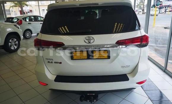 Acheter Occasion Voiture Toyota Fortuner Blanc à Manzini, Manzini Acheter Occasion Voiture Toyota Fortuner Blanc à Manzini, Manzini