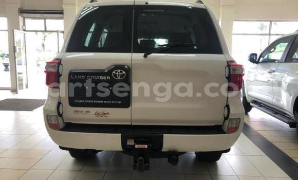 Buy Used Toyota Land Cruiser White Car in Manzini in Manzini Buy Used Toyota Land Cruiser White Car in Manzini in Manzini