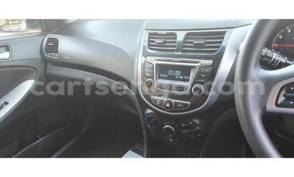 Buy Used Hyundai Accent White Car in Ezulwini in Hhohho Buy Used Hyundai Accent White Car in Ezulwini in Hhohho