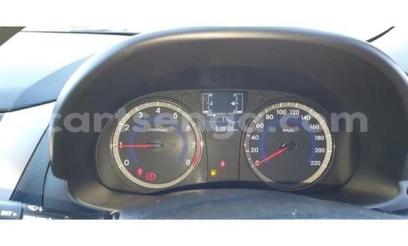 Buy Used Hyundai Accent White Car in Ezulwini in Hhohho Buy Used Hyundai Accent White Car in Ezulwini in Hhohho