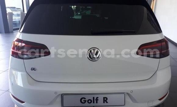 Nunua Ilio tumika Volkswagen Golf R White Gari ndani ya Manzini nchini Manzini Nunua Ilio tumika Volkswagen Golf R White Gari ndani ya Manzini nchini Manzini
