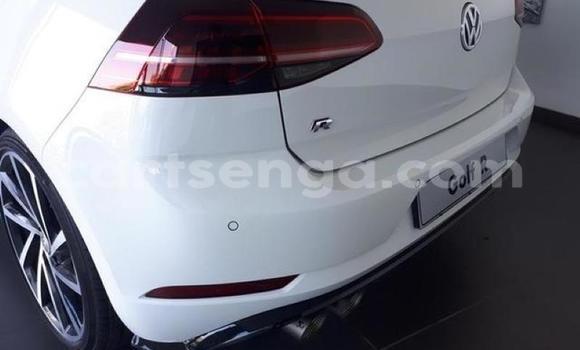 Nunua Ilio tumika Volkswagen Golf R White Gari ndani ya Manzini nchini Manzini Nunua Ilio tumika Volkswagen Golf R White Gari ndani ya Manzini nchini Manzini