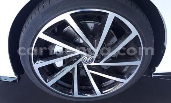 Nunua Ilio tumika Volkswagen Golf R White Gari ndani ya Manzini nchini Manzini Nunua Ilio tumika Volkswagen Golf R White Gari ndani ya Manzini nchini Manzini