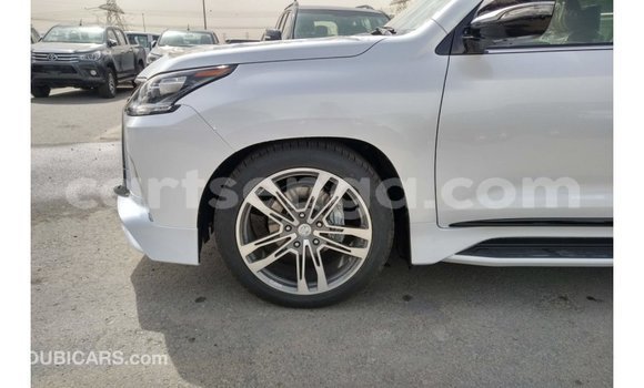 Nunua Imported Lexus LX White Gari ndani ya Import - Dubai nchini Hhohho Nunua Imported Lexus LX White Gari ndani ya Import - Dubai nchini Hhohho