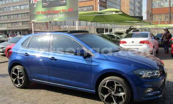 Nunua Ilio tumika Volkswagen Polo Blue Gari ndani ya Ezulwini nchini Hhohho Nunua Ilio tumika Volkswagen Polo Blue Gari ndani ya Ezulwini nchini Hhohho