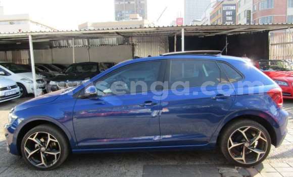 Nunua Ilio tumika Volkswagen Polo Blue Gari ndani ya Ezulwini nchini Hhohho Nunua Ilio tumika Volkswagen Polo Blue Gari ndani ya Ezulwini nchini Hhohho