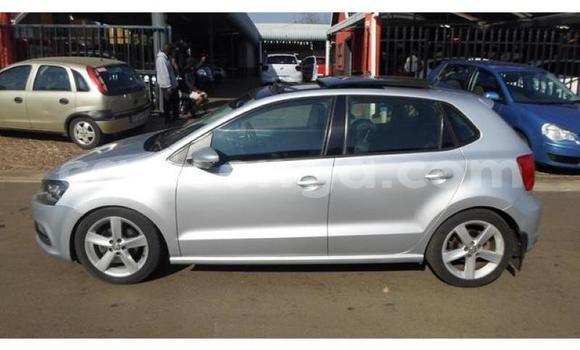 Nunua Ilio tumika Volkswagen Polo Silver Gari ndani ya Big Bend nchini Wilaya ya Lubombo Nunua Ilio tumika Volkswagen Polo Silver Gari ndani ya Big Bend nchini Wilaya ya Lubombo