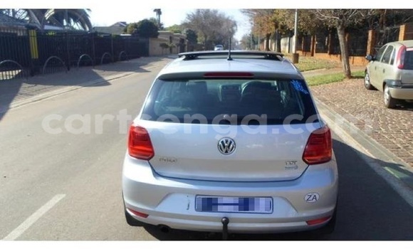 Nunua Ilio tumika Volkswagen Polo Silver Gari ndani ya Big Bend nchini Wilaya ya Lubombo Nunua Ilio tumika Volkswagen Polo Silver Gari ndani ya Big Bend nchini Wilaya ya Lubombo