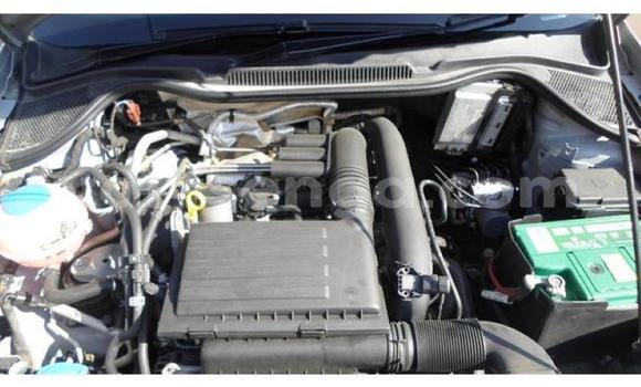 Nunua Ilio tumika Volkswagen Polo Silver Gari ndani ya Big Bend nchini Wilaya ya Lubombo Nunua Ilio tumika Volkswagen Polo Silver Gari ndani ya Big Bend nchini Wilaya ya Lubombo