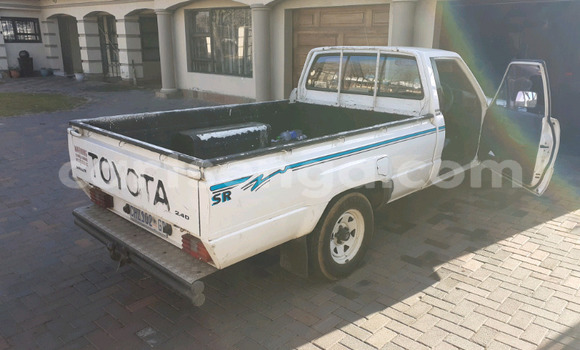 Acheter Occasion Voiture Toyota Hilux Blanc à Big Bend, Lubombo District Acheter Occasion Voiture Toyota Hilux Blanc à Big Bend, Lubombo District