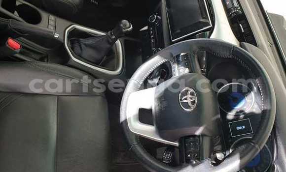 Nunua Ilio tumika Toyota Hilux Black Gari ndani ya Hlatikulu nchini Wilaya ya Shiselweni Nunua Ilio tumika Toyota Hilux Black Gari ndani ya Hlatikulu nchini Wilaya ya Shiselweni