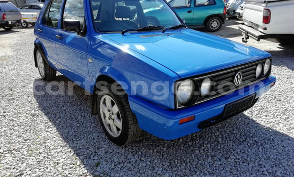 Nunua Ilio tumika Volkswagen Golf R Blue Gari ndani ya Ezulwini nchini Hhohho Nunua Ilio tumika Volkswagen Golf R Blue Gari ndani ya Ezulwini nchini Hhohho