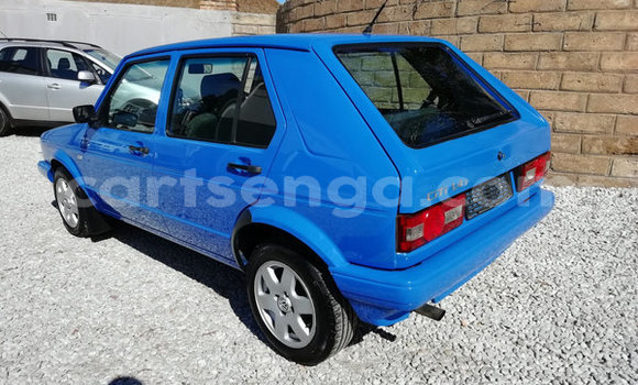 Nunua Ilio tumika Volkswagen Golf R Blue Gari ndani ya Ezulwini nchini Hhohho Nunua Ilio tumika Volkswagen Golf R Blue Gari ndani ya Ezulwini nchini Hhohho