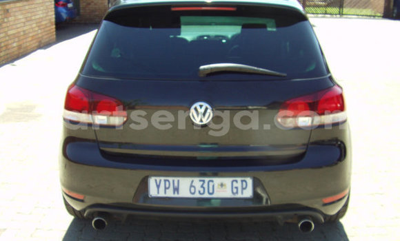 Nunua Ilio tumika Volkswagen Golf Black Gari ndani ya Ezulwini nchini Hhohho Nunua Ilio tumika Volkswagen Golf Black Gari ndani ya Ezulwini nchini Hhohho