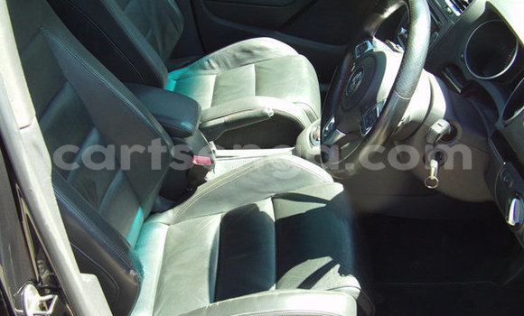 Nunua Ilio tumika Volkswagen Golf Black Gari ndani ya Ezulwini nchini Hhohho Nunua Ilio tumika Volkswagen Golf Black Gari ndani ya Ezulwini nchini Hhohho