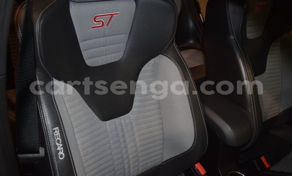 Nunua Ilio tumika Ford Fiesta ST Black Gari ndani ya Ezulwini nchini Hhohho Nunua Ilio tumika Ford Fiesta ST Black Gari ndani ya Ezulwini nchini Hhohho