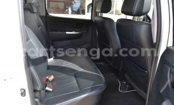 Acheter Occasion Voiture Toyota Hilux Blanc à Bulembu, Hhohho Acheter Occasion Voiture Toyota Hilux Blanc à Bulembu, Hhohho