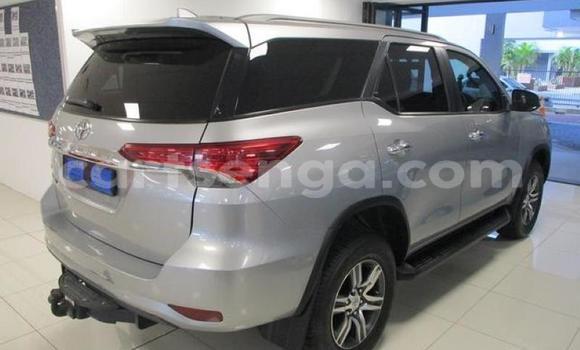 Buy Used Toyota Fortuner White Car in Big Bend in Lubombo District Buy Used Toyota Fortuner White Car in Big Bend in Lubombo District