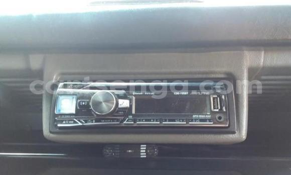 Acheter Occasion Voiture Land Rover Defender Blanc à Big Bend, Lubombo District Acheter Occasion Voiture Land Rover Defender Blanc à Big Bend, Lubombo District