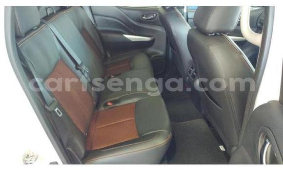 Acheter Occasion Voiture Nissan Navara Blanc à Bhunya, Manzini Acheter Occasion Voiture Nissan Navara Blanc à Bhunya, Manzini