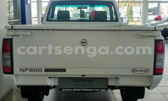 Acheter Occasion Voiture Nissan Hardbody Blanc à Bhunya, Manzini Acheter Occasion Voiture Nissan Hardbody Blanc à Bhunya, Manzini