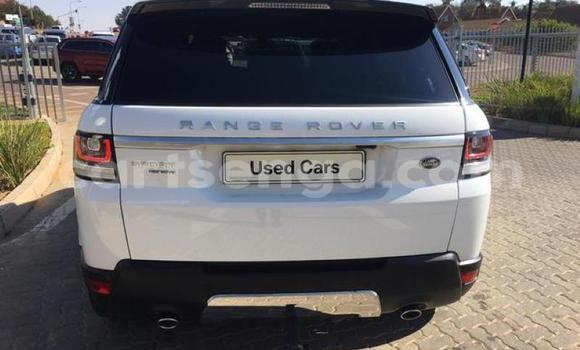 Acheter Occasion Voiture Land Rover Range Rover Blanc à Bhunya, Manzini Acheter Occasion Voiture Land Rover Range Rover Blanc à Bhunya, Manzini