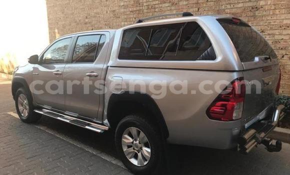 Acheter Occasion Voiture Toyota Hilux Gris à Bhunya, Manzini Acheter Occasion Voiture Toyota Hilux Gris à Bhunya, Manzini
