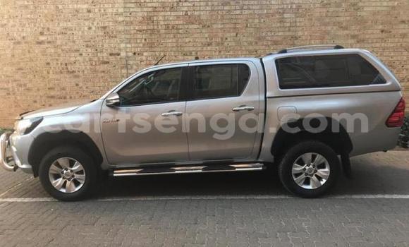 Acheter Occasion Voiture Toyota Hilux Gris à Bhunya, Manzini Acheter Occasion Voiture Toyota Hilux Gris à Bhunya, Manzini