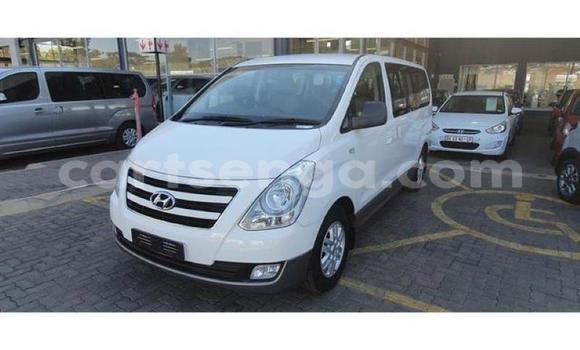 Acheter Occasion Voiture Hyundai H1 Blanc à Bhunya, Manzini Acheter Occasion Voiture Hyundai H1 Blanc à Bhunya, Manzini