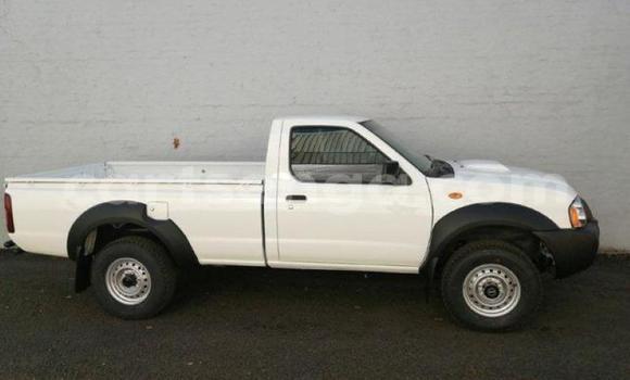 Acheter Occasion Voiture Nissan Hardbody Blanc à Bhunya, Manzini Acheter Occasion Voiture Nissan Hardbody Blanc à Bhunya, Manzini